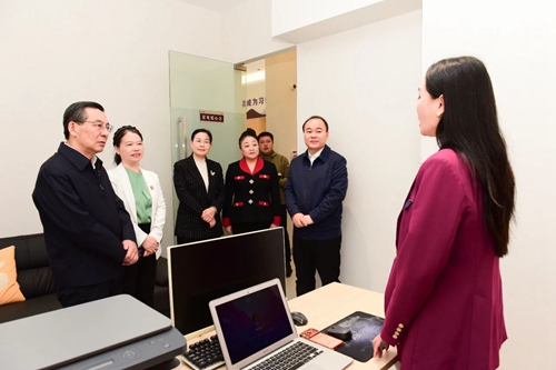 微信图片_2025-11-18_155211_073_副本.jpg 微信图片_2025-11-18_155211_073_副本.jpg