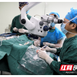 视力还有0.6，医生却说我视网膜脱离，这是咋回事？