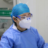 吴秀明：坚守发热门诊的女博士