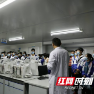 “零距离”了解无偿献血 郴州市组织中学生参加血站开放日活动