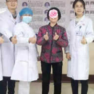 长沙女子天旋地转走不稳 中西特色治疗解烦忧