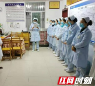 张家界：女神节，巾帼医务工作者们坚守在临床一线