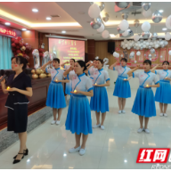 张家界：传承红色基因，展示护士风采