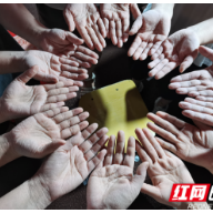 张家界：白衣天使闻令而动，妇幼金花“疫”线绽放