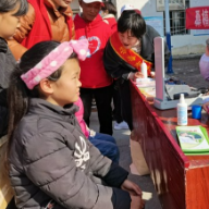 就地过大年暖心送关爱 张家界开展关爱空巢老人、留守儿童活动