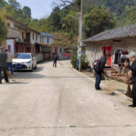 郴州：四“拳”出击	黄草镇人居环境整治有实招