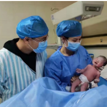 春节我在岗|兔宝宝”降生 “天使”来守护