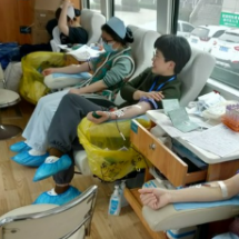 张家界市精神病医院医务人员献血9200毫升