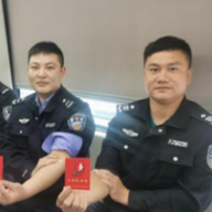 “热血”铸警魂 郴州桂阳交警参加学雷锋义务献血活动