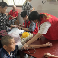 张家界开展全国老年健康宣传周活动