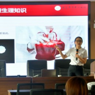 张家界:血液科普宣讲送上门 服务爱心企事业单位“零距离”