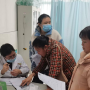 张家界市永定区春节返乡妇女喜收新春“健康礼”