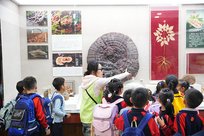 研学1.jpg 研学1.jpg