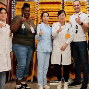 中医魅力“圈粉”国际友人 湖湘药香飘洋过海