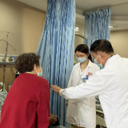 患者肺癌脑转移 医师精准治疗控制下肿瘤缩小80%