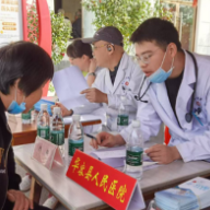 岳阳华容县开展“三湘农民健康行”义诊活动