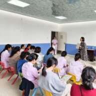 张家界市永定区妇幼保健院为特殊儿童家庭和医务人员开展心理讲座
