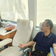 干部职工带头传递爱心 张家界市卫生健康委机关组织开展无偿献血活动