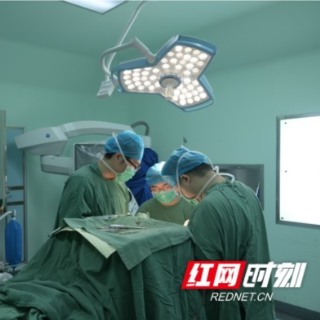 多学科携手发力 12岁重伤少年获新生