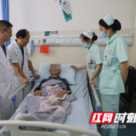 娄底市第二人民医院创造75岁老人心脏骤停后“生还+自理”双重奇迹