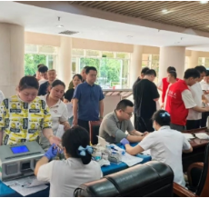 高温天挡不住善意！雨花区直机关用爱心为生命“加油”