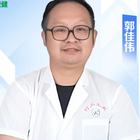 中国医师节｜郭佳伟：扎根基层二十年 务实热忱暖人心