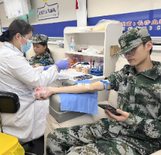 热血青春显担当！长沙环保职院近百名师生献血2.4万毫升