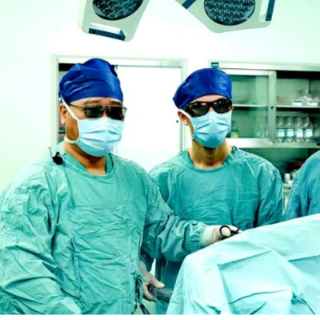 24岁小伙20次手术闯关逆转绝境 创造生命奇迹