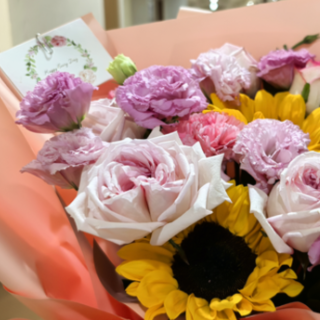 一束鲜花背后的故事 家庭医生温情守护照亮特殊群体“心”路