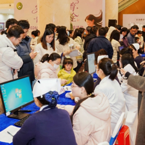 视频丨备孕总是不顺？妇科名医的“好孕”秘诀来了