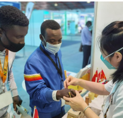 推动中医药“出海”，湖南青年医师孙爽入围新时代青年先锋奖 