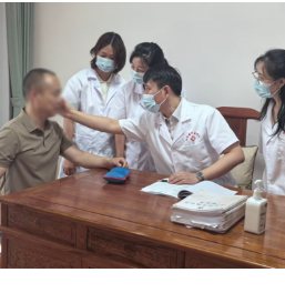 探源经典经方，传承非遗推拿：向淑媛中医诊所亮相星城