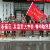 临湘：洪浪来袭有何畏？自有猛士守四方