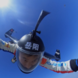 与候鸟同飞！＂亚洲飞人＂在岳阳低空极限挑战洞庭湖成功