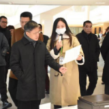 胡旭晟率省港澳委员调研城陵矶新港区