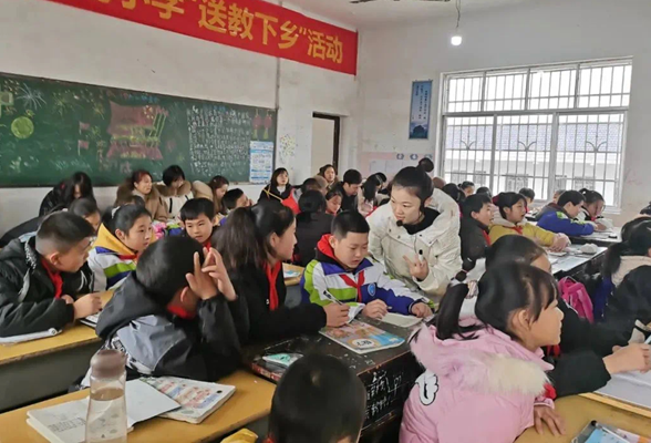 岳阳县：学校结对共成长 帮扶交流促提升