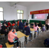 扶贫印记 | 湘阴：村小学复学首日 驻村书记上门帮扶