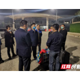 岳阳“店小二”情暖外地农民工