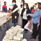 “土货”进“车展” 消费扶贫解“卖货难”问题