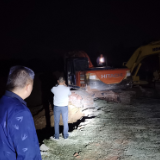 通宵奋战，汨罗查处2起非法开采高岭土案件