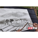 岳阳县：给滞留大学生“上课” 为洞庭灵雾山“留影”