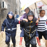 岳阳楼区：直面最强暴雨 关键时刻显担当