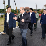 王一鸥视察人防疏散和民兵训练基地建设