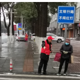 岳阳市农业综合行政执法支队积极组织开展文明交通劝导