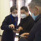 临湘市政务中心：持续深化“放管服”改革  打造政务服务新高地