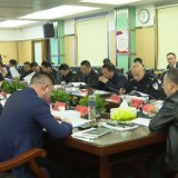 刘琦主持召开市政府第2次常务会