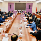 王一鸥与阿里巴巴集团高层会谈