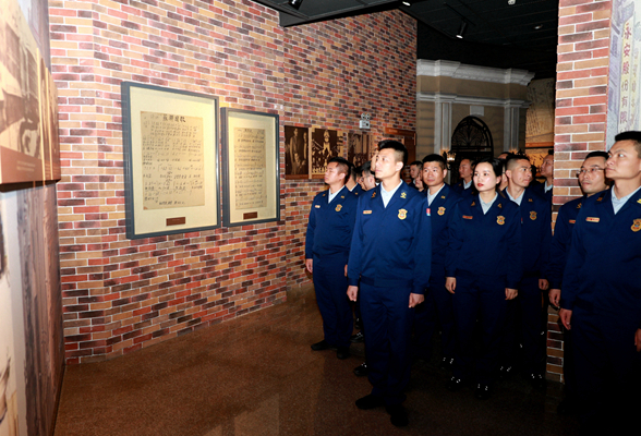 视频 | “弘扬骆驼精神，传承红色基因” 岳阳消防学习任弼时精神