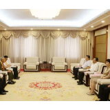 王一鸥李爱武等会见岳阳市全国“两优一先”获奖者