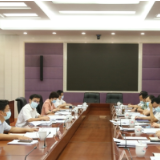 岳阳市委常委会召开会议 王一鸥主持